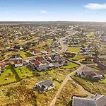 Gisa - 500m From The Sea By Interhome