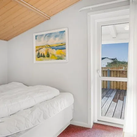 Gisa - 500m From The Sea By Interhome