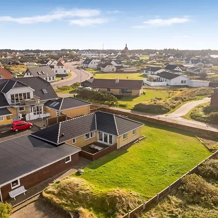 Gisa - 500m From The Sea By Interhome