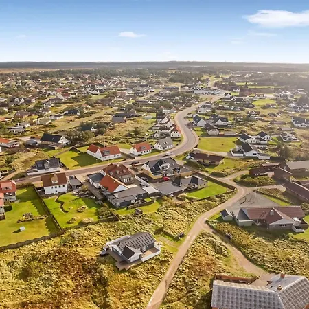 Gisa - 500m From The Sea By Interhome